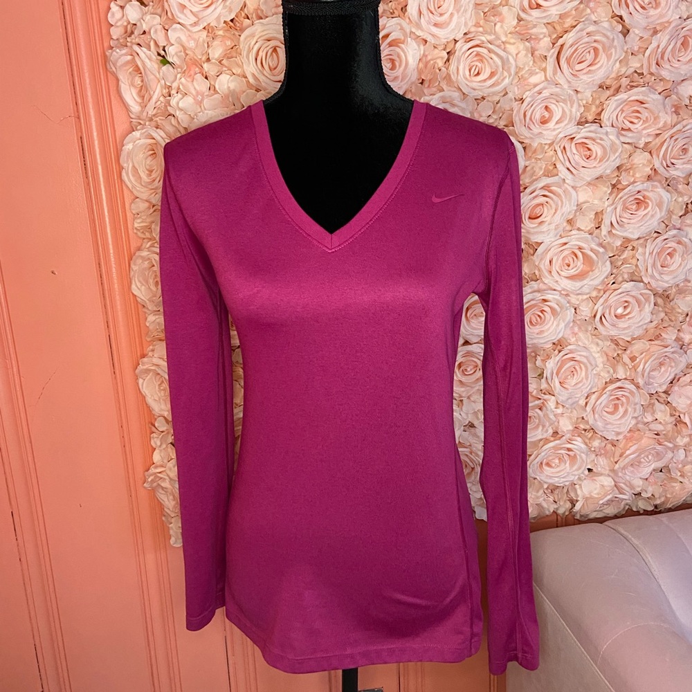 NIKE LONG SLEEVE SHIRT